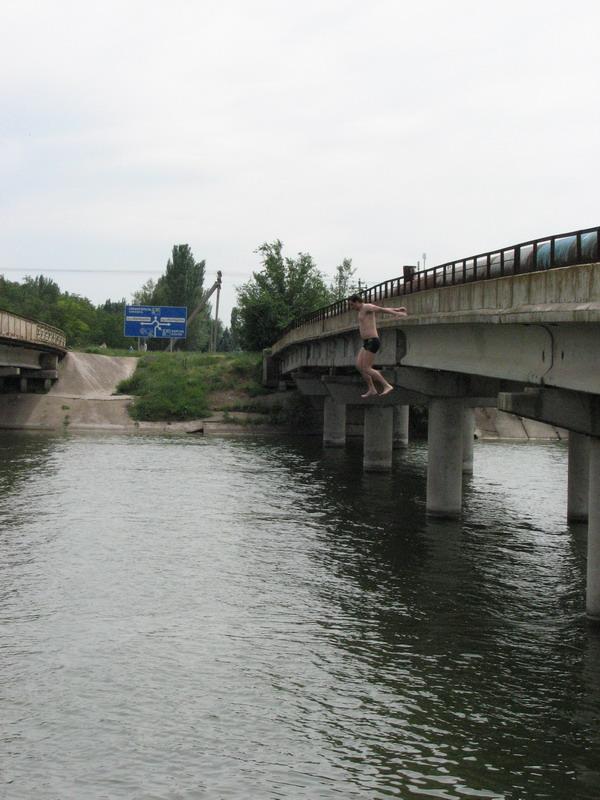 Prizhok s mosta 2