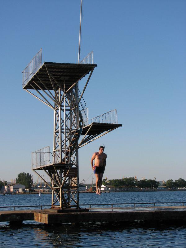 018 Ya prigayu s tretiej platformi vishki na kerchenskoj vodnoj stancii