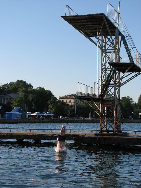 016 Ya nirayu s pervoj platformi vishki na kerchenskoj vodnoj stancii