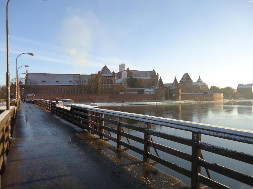 Замок Мальброк