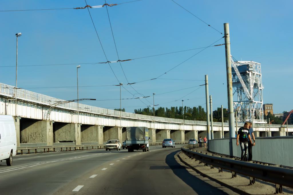 Днепрогэс.-Жаль-нельзя-останавливаться-на-ней..jpg