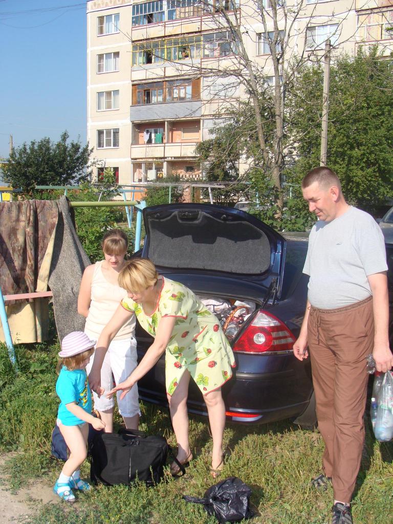 Заехали к старым друзьям