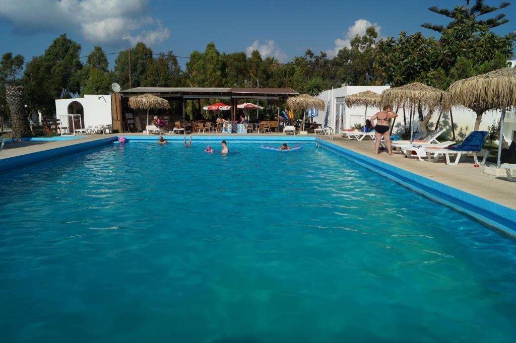 Отель Summer Village